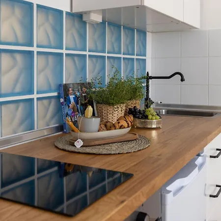 דירה Cozy, Modern With Balcony In Buda בודפשט
