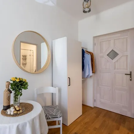 Cozy, Modern With Balcony In Buda דירה