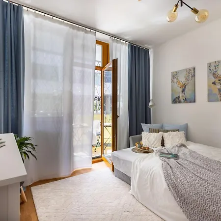 Cozy, Modern With Balcony In Buda דירה *